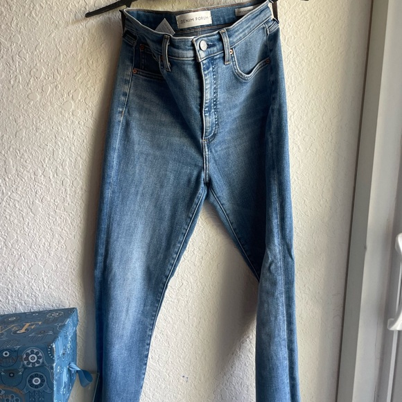 Aritzia Jeans - Picture 9 of 11